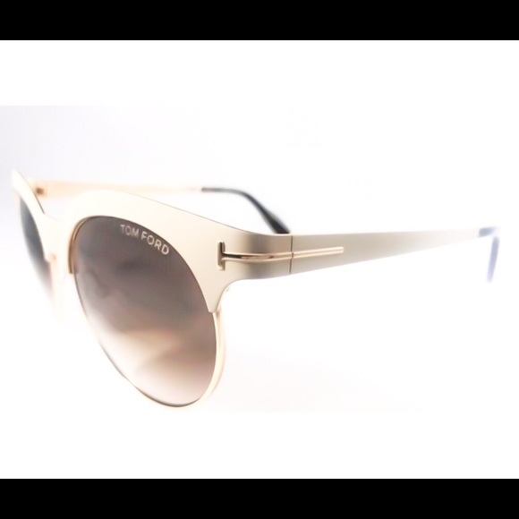 Brand name sunglasses - Picture 2 of 2
